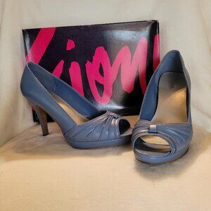 Fioni, size 9.5, slate blue